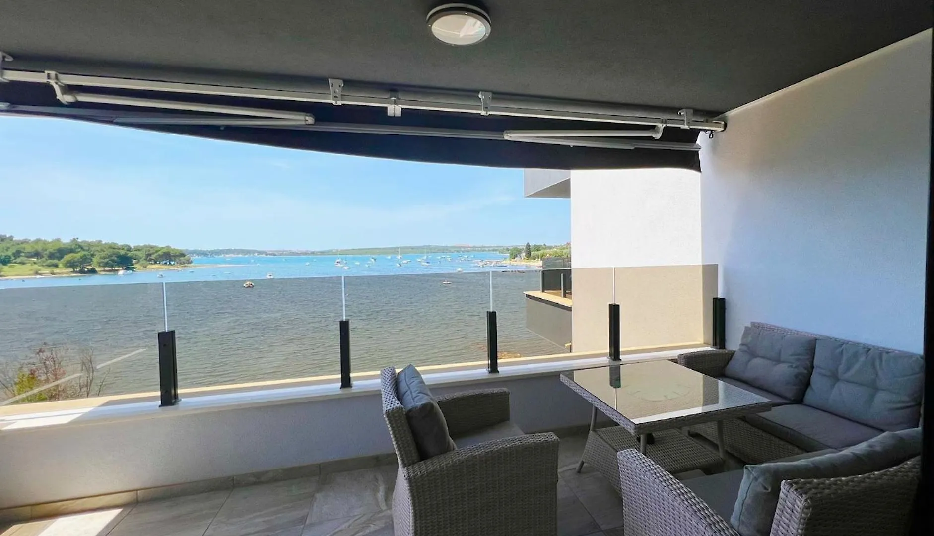 Apartment Jasmin With Sea View Medulin Kroatien
